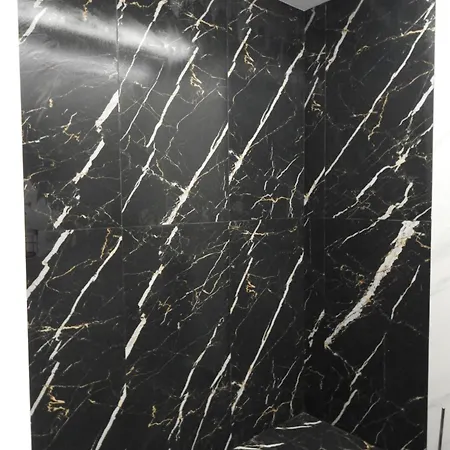 Antonio's Luxury * سالونيك